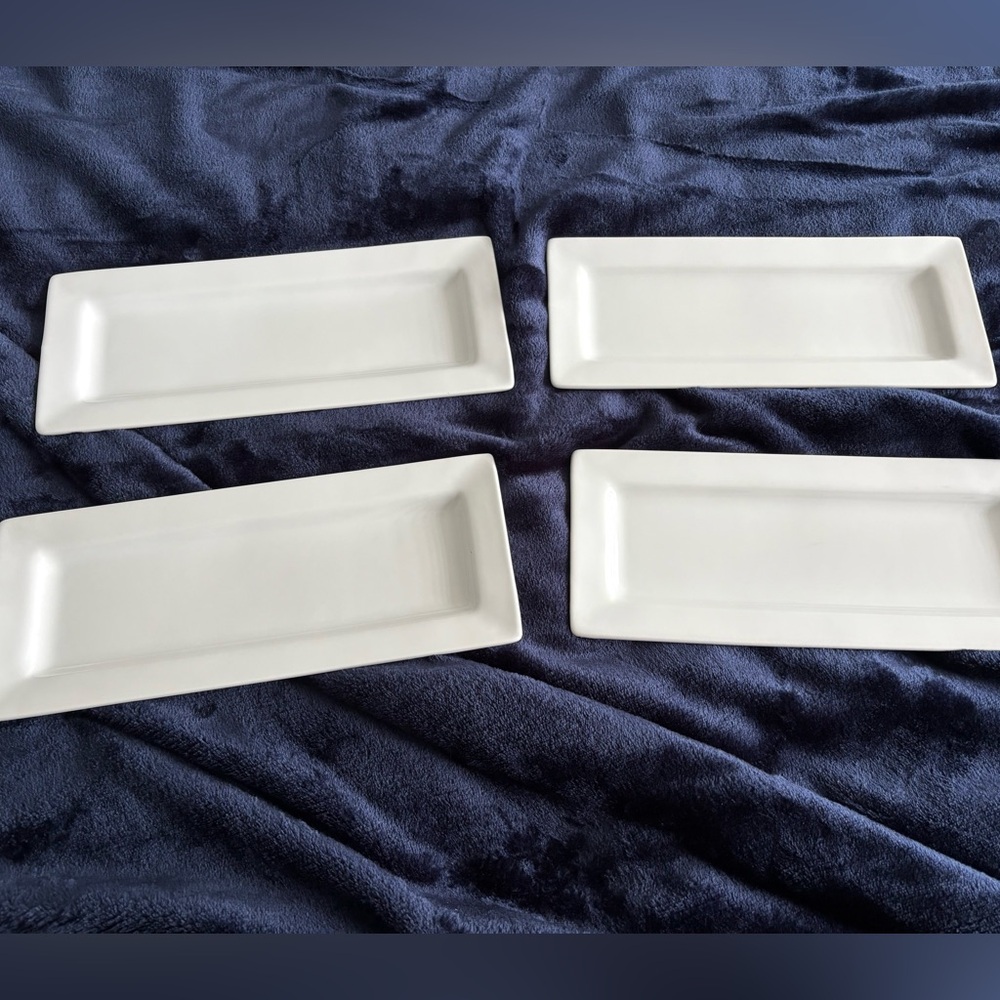 Pier One Imports White Porcelain Tasting Party Appetizer Plates Set of 4